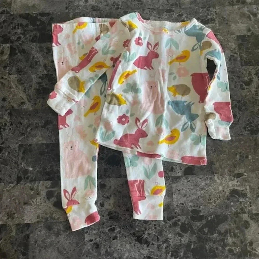 Carter's 2-piece pajama set for‎ girls Size 12 months animal print